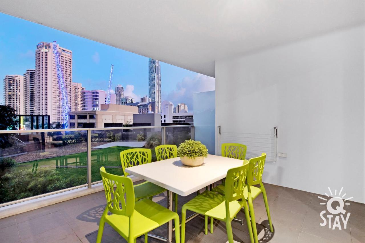 Kids Stay Free In Hinterland View 1 Bedroom Spa Apartment At Circle On Cavill - Q Stay โกลด์โคสต์ ภายนอก รูปภาพ