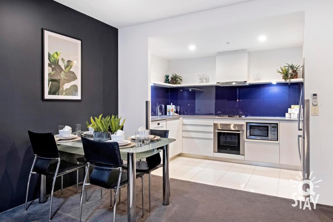 Kids Stay Free In Hinterland View 1 Bedroom Spa Apartment At Circle On Cavill - Q Stay โกลด์โคสต์ ภายนอก รูปภาพ